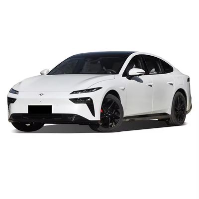 قیمت خوب سدان الکتریکی خالص با سرعت بالا Dongfeng Yipai 007 5 درب 5 صندلی ساختار بدنه و فاصله چرخ 2915 میلی متر آنلاین