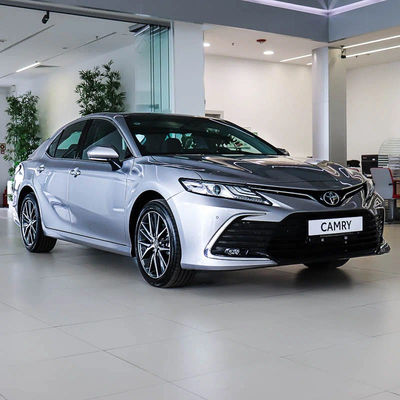 قیمت خوب انرژی هیبریدی تویوتا کامری 2024 EV ماشین برای بزرگسالان تنظیم دستی صندلی راننده و تکنولوژی صفحه لمسی شامل آنلاین
