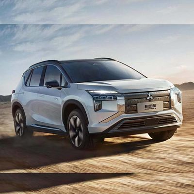 قیمت خوب 520 کیلومتر برد Mitsubishi AIRTREK ماشین الکتریکی چینی 4 چهار چرخ ماشین خودرو طول × عرض × ارتفاع mm 4630 * 1920 * 1728 آنلاین