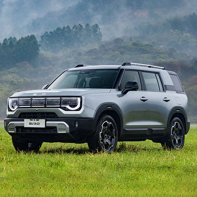 قیمت خوب 2024 پکن Bj30 4X4 SUV بزرگ 5 درب 5 صندلی خودرو بزرگ SUV جاده ای بنزین اتومبیل های مورد استفاده با تعلیق عقب چند لینک آنلاین