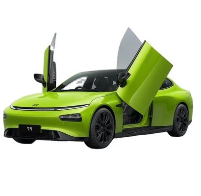 کارایی 12.5 کیلو وات ساعت / 100 کیلومتر 2024 XPeng P7 اتومبیل های الکتریکی بزرگ لوکس EV با حداکثر سرعت 170 کیلومتر در ساعت و انتقال خودکار